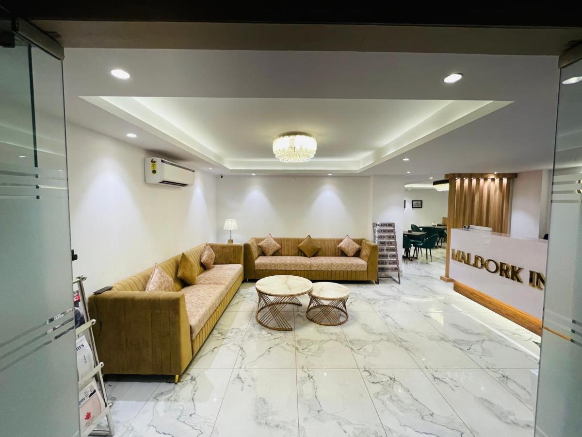 Hotel Malbork Inn @ Janakpuri Delhi  Dış mekan fotoğraf